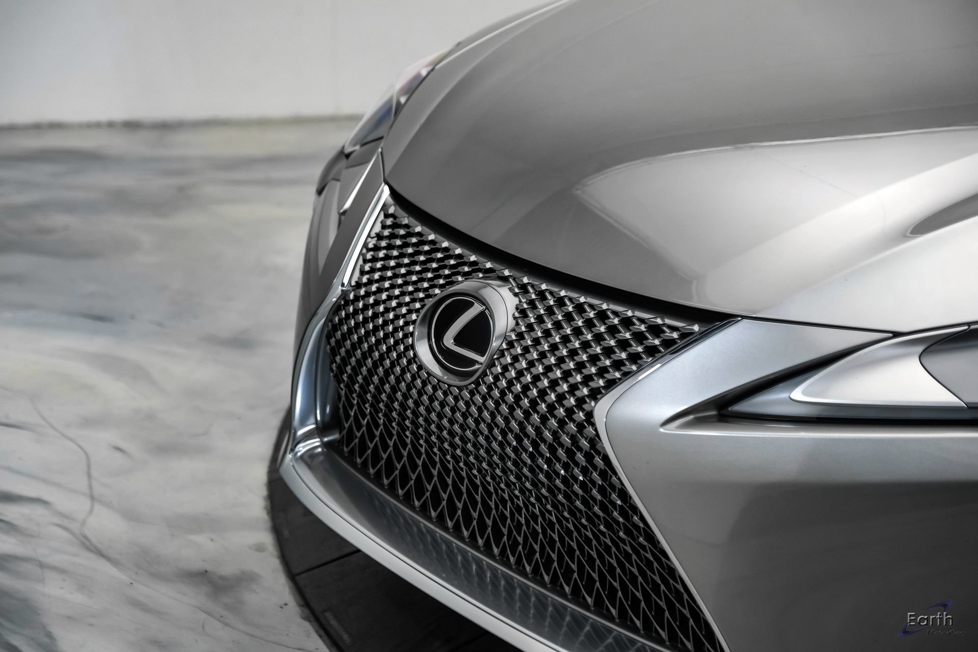 Used 2018 Lexus LC 500 Coupe w/ Performance Package RWD image 31