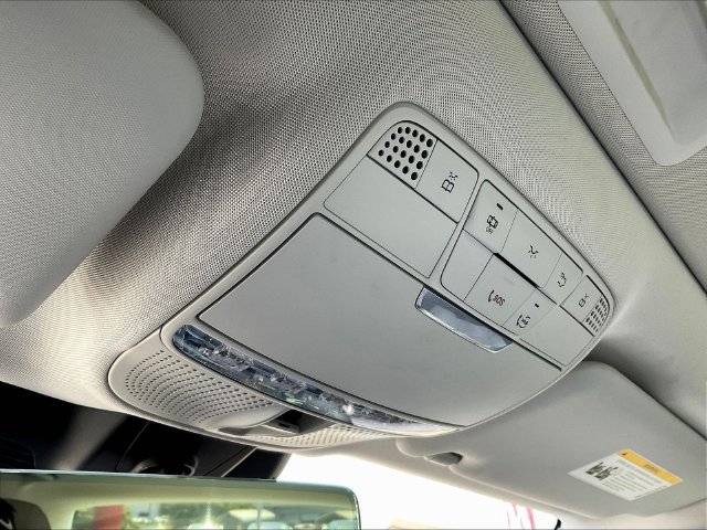 Used 2022 Mercedes-Benz E 350 Sedan w/ Driver Assistance Package image 17