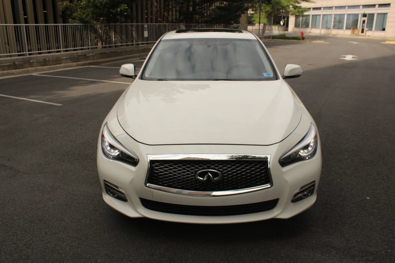 Used 2017 INFINITI Q50 3.0t Premium w/ 3.0T Premium Plus Package AWD/4WD image 10