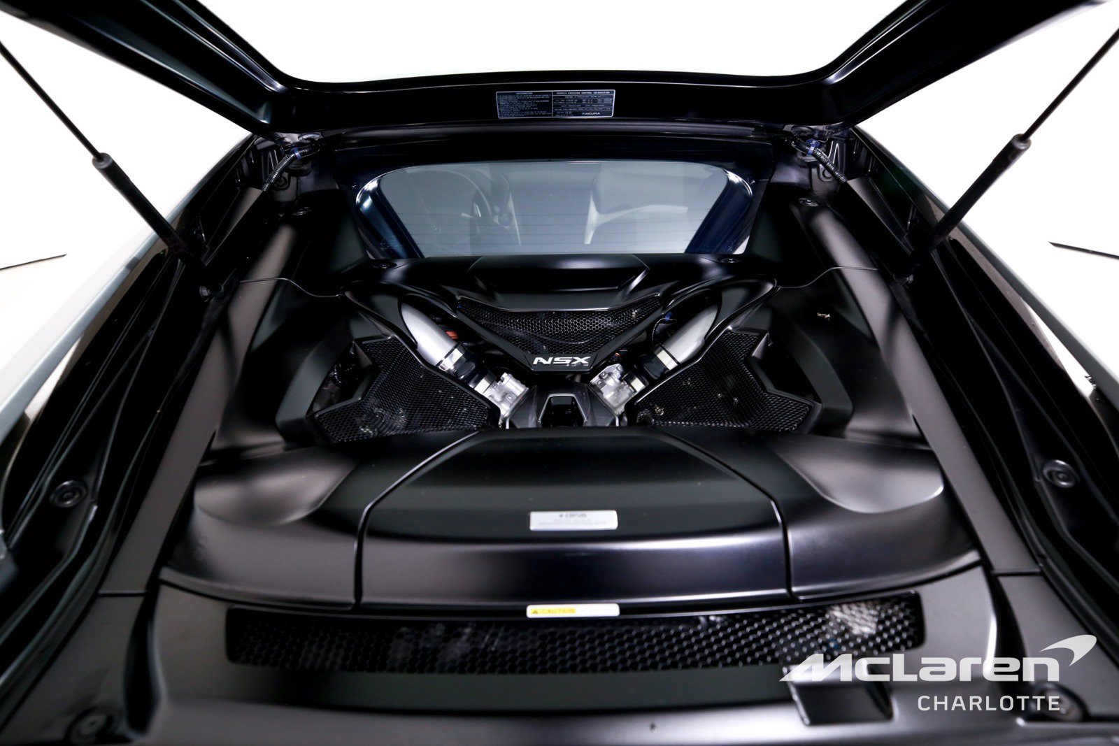 Used 2017 Acura NSX AWD/4WD image 23