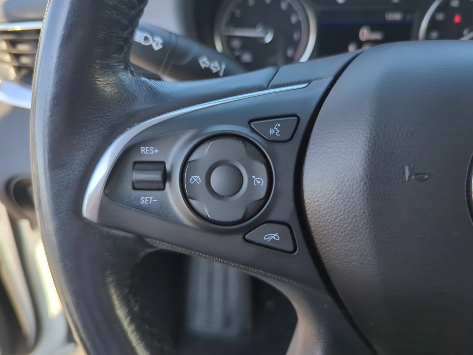 Used 2020 Buick Enclave Essence w/ LPO, Floor Liner Package image 34