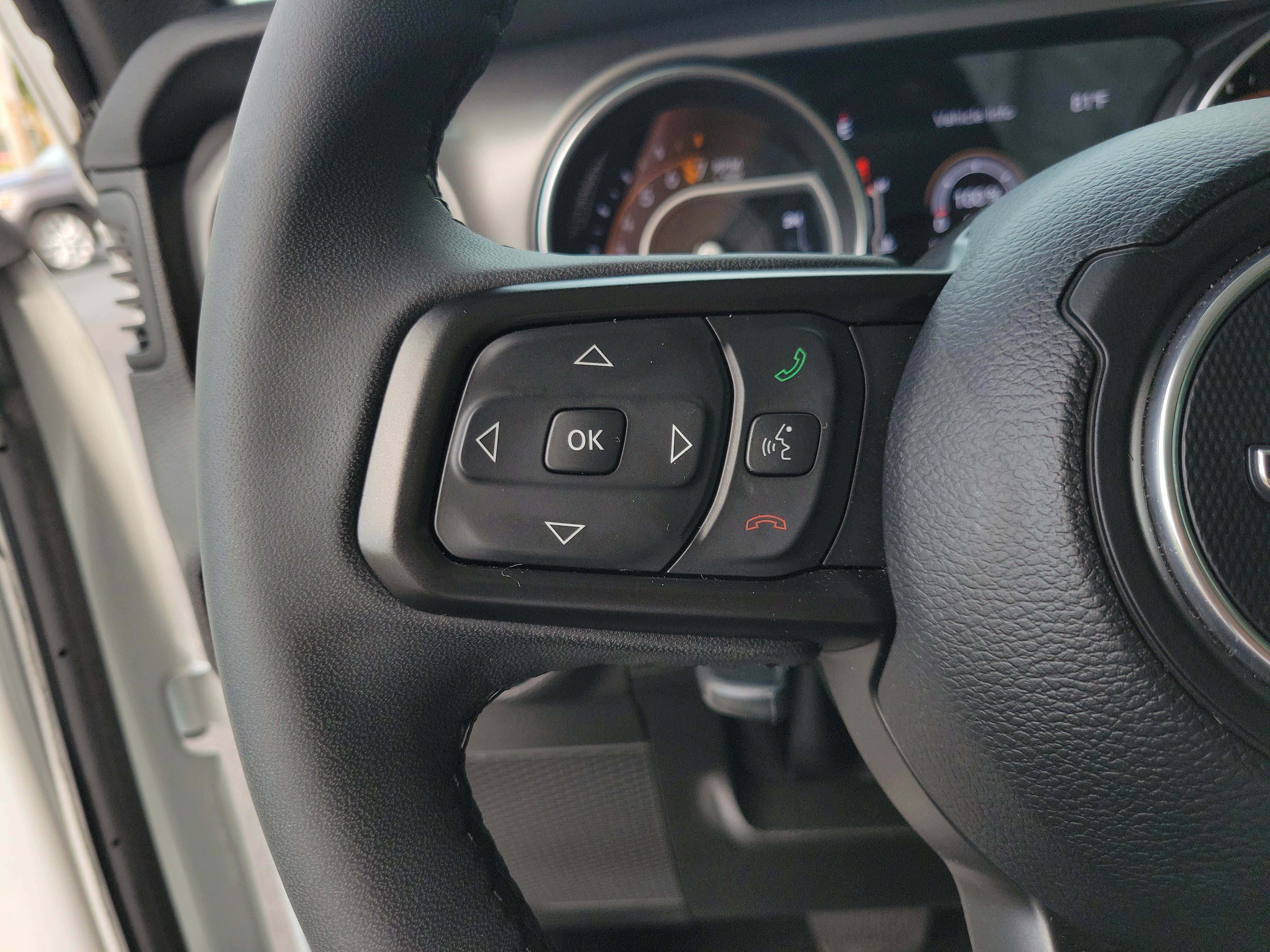Used 2023 Jeep Gladiator Willys image 29