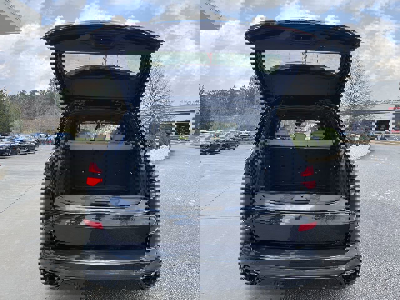 Certified 2024 BMW X5 M60i image 33