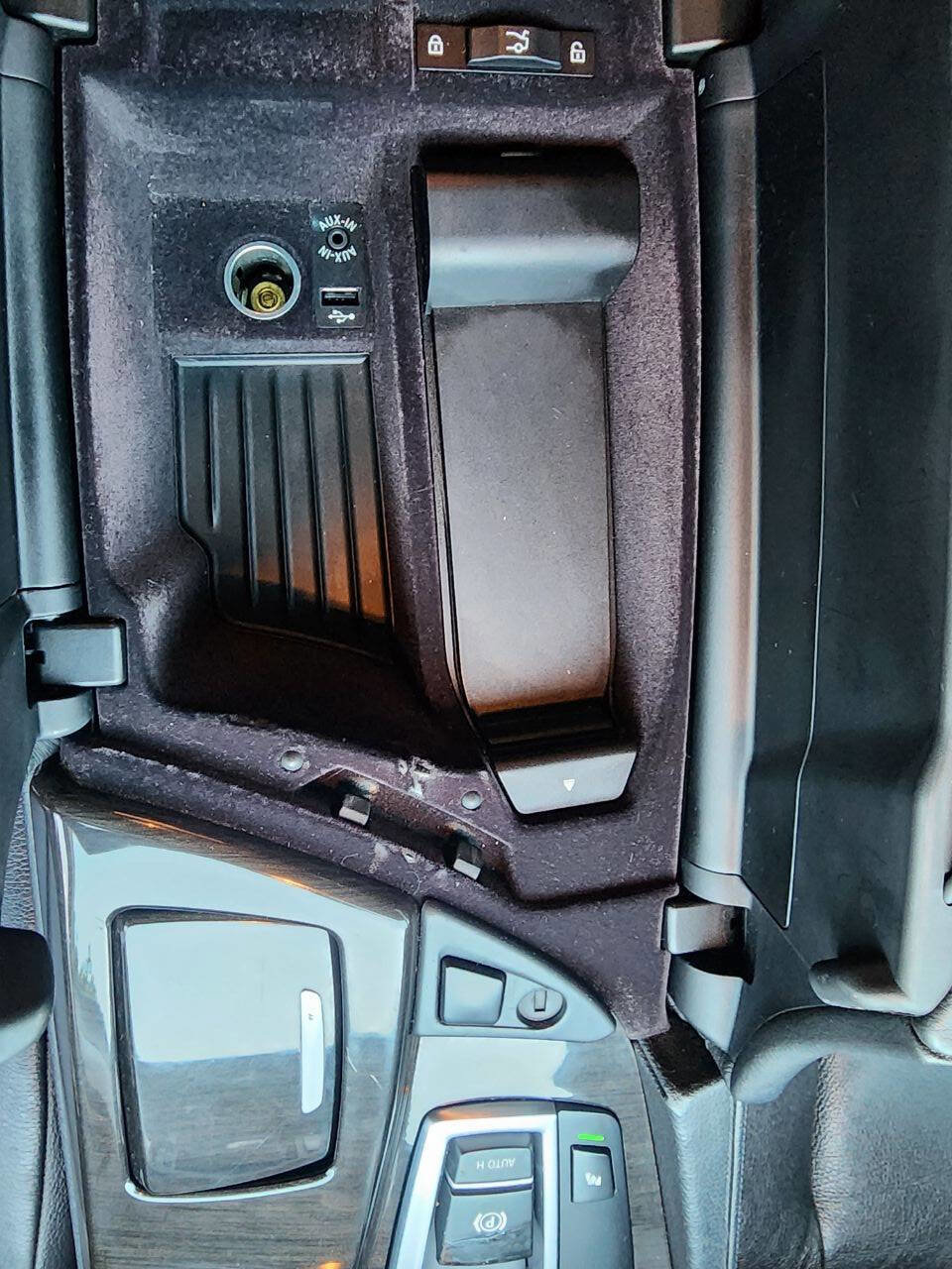 Used 2012 BMW 528i Sedan RWD image 30