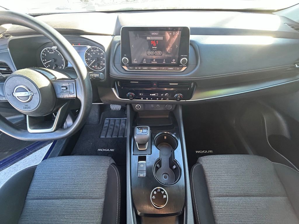 Used 2022 Nissan Rogue SV image 18
