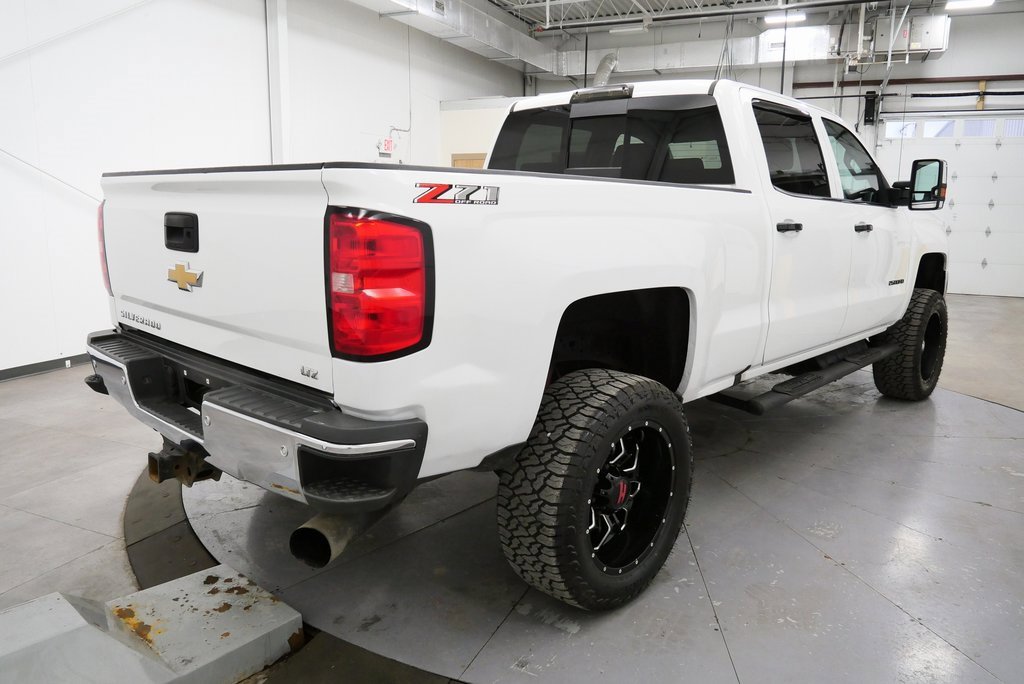 Used 2018 Chevrolet Silverado 2500 LTZ w/ Duramax Plus Package image 7