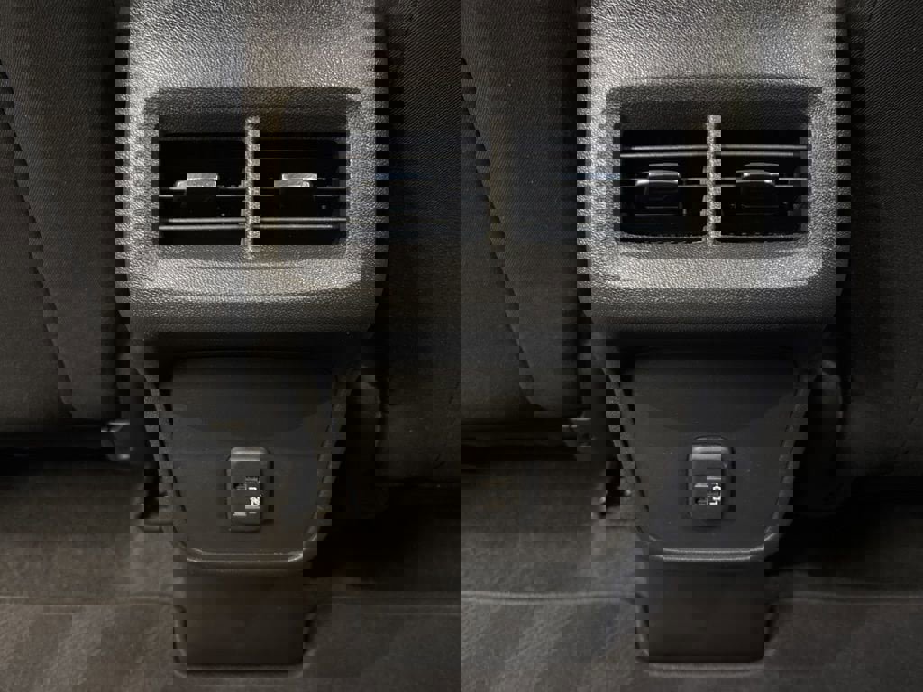 Used 2021 Chevrolet Equinox LT image 20