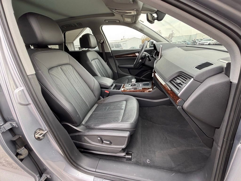 Used 2018 Audi Q5 Prestige w/ Prestige Package image 9
