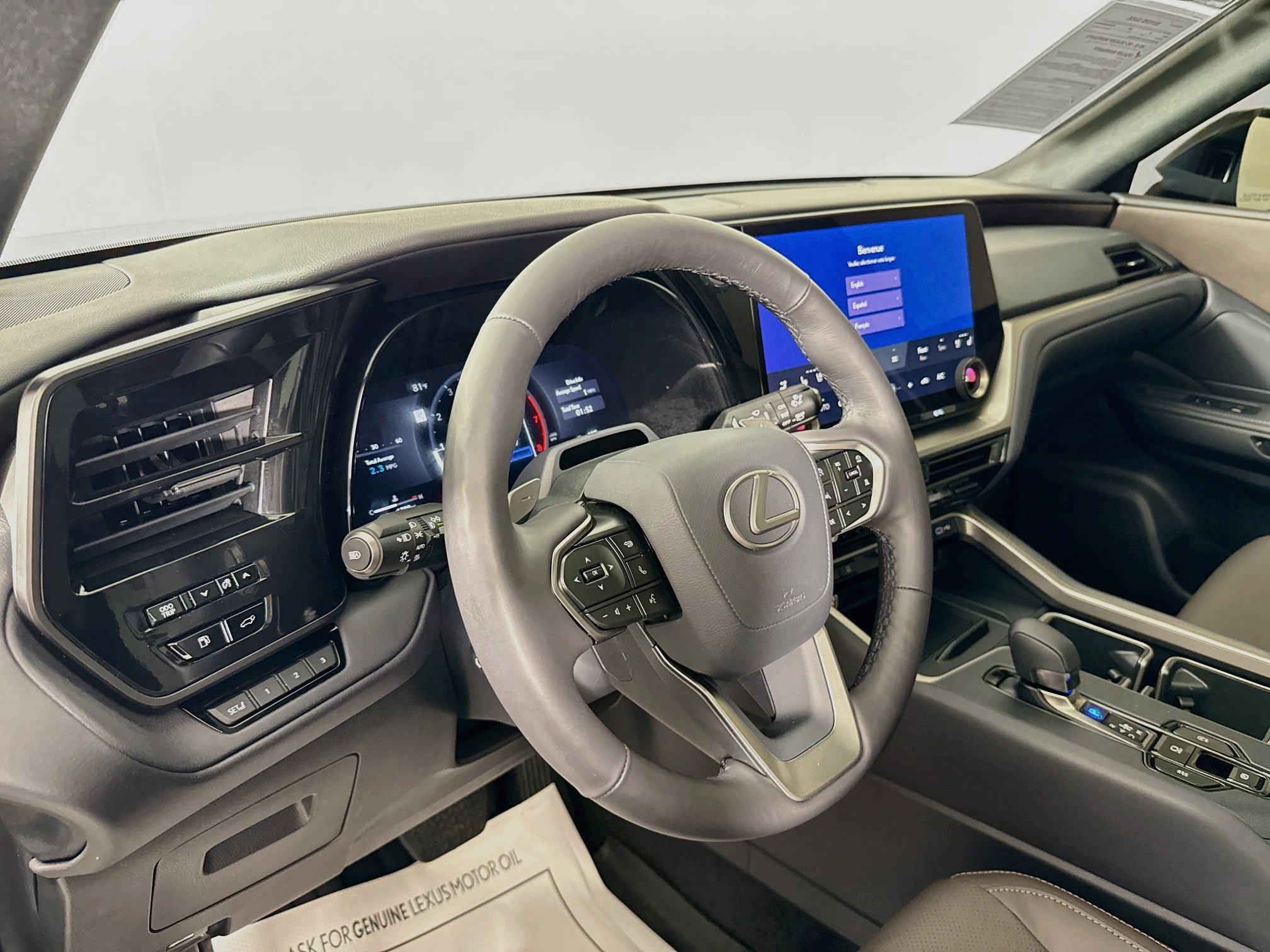 Certified 2025 Lexus TX 350 FWD w/ Technology Package image 10