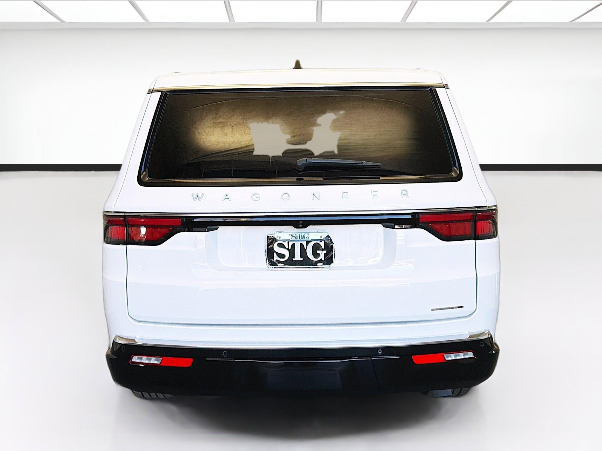 Used 2024 Jeep Wagoneer L Series II image 5