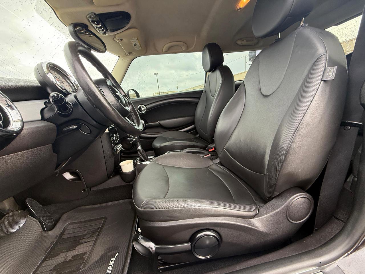 Used 2013 MINI Cooper Hardtop image 10