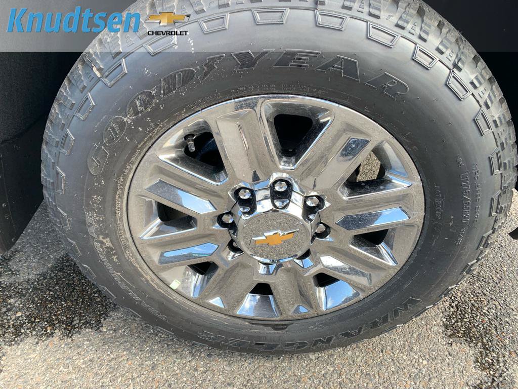 New 2026 Chevrolet Silverado 2500 High Country w/ Technology Package AWD/4WD image 9