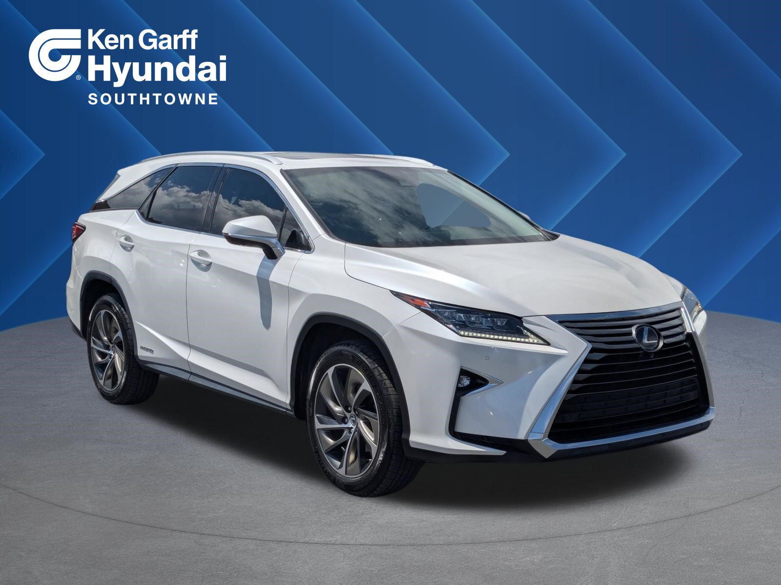Used 2019 Lexus RX 450hL Luxury w/ Accessory Package AWD/4WD image 1