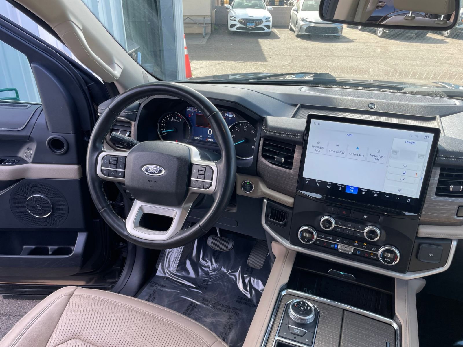 Used 2024 Ford Expedition Limited RWD image 37