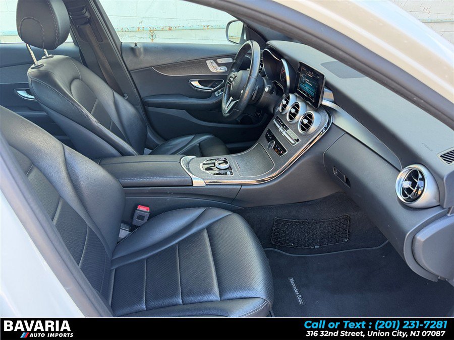 Used 2019 Mercedes-Benz C 300 4MATIC Sedan image 22
