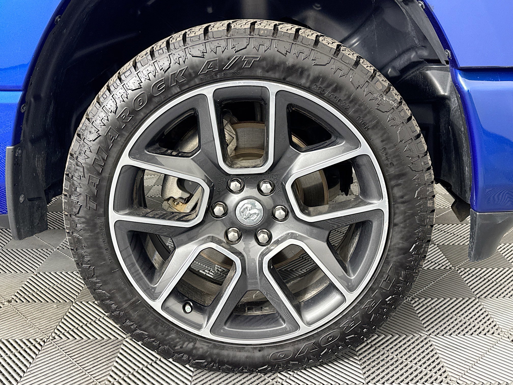 Used 2019 RAM 1500 Sport image 31