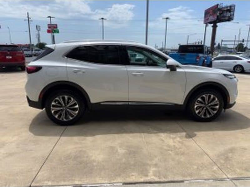 Used 2024 Buick Envision Preferred AWD/4WD image 1