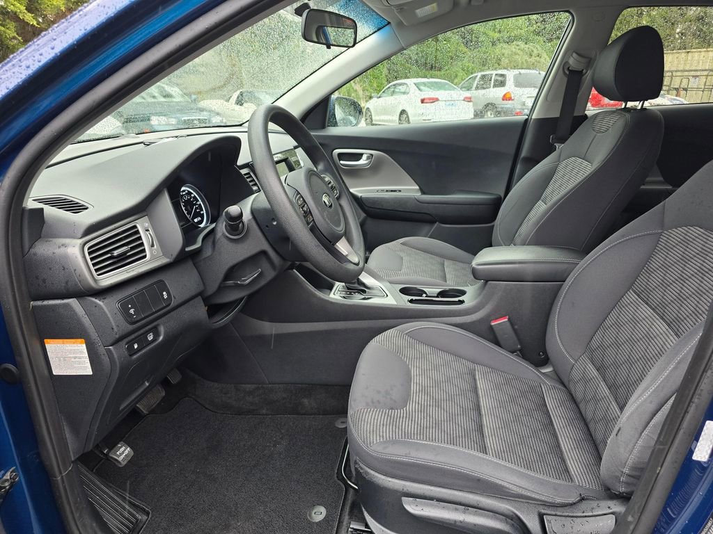 Used 2017 Kia Niro LX image 8