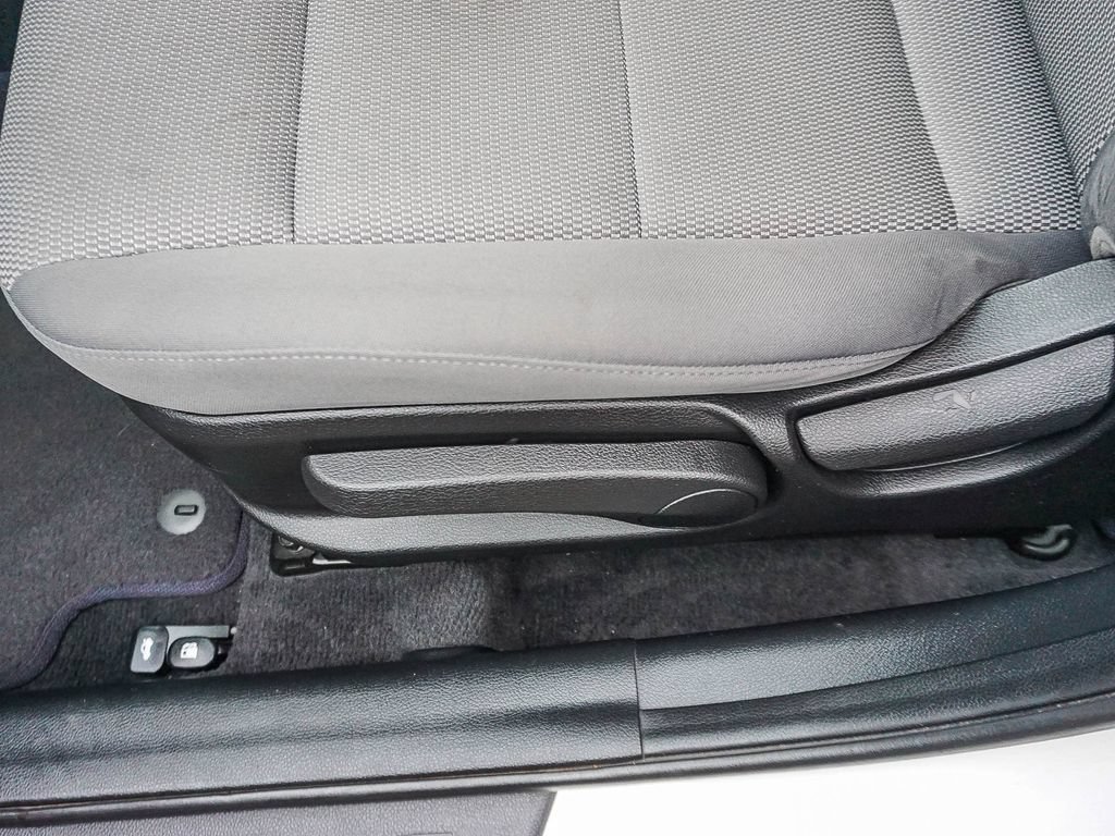 Used 2017 Kia Forte LX FWD image 20