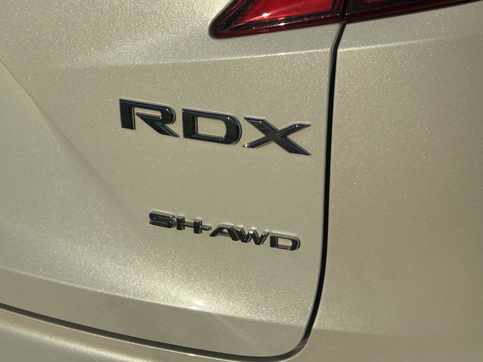 Used 2020 Acura RDX A-Specw/ Technology Package AWD/4WD image 12