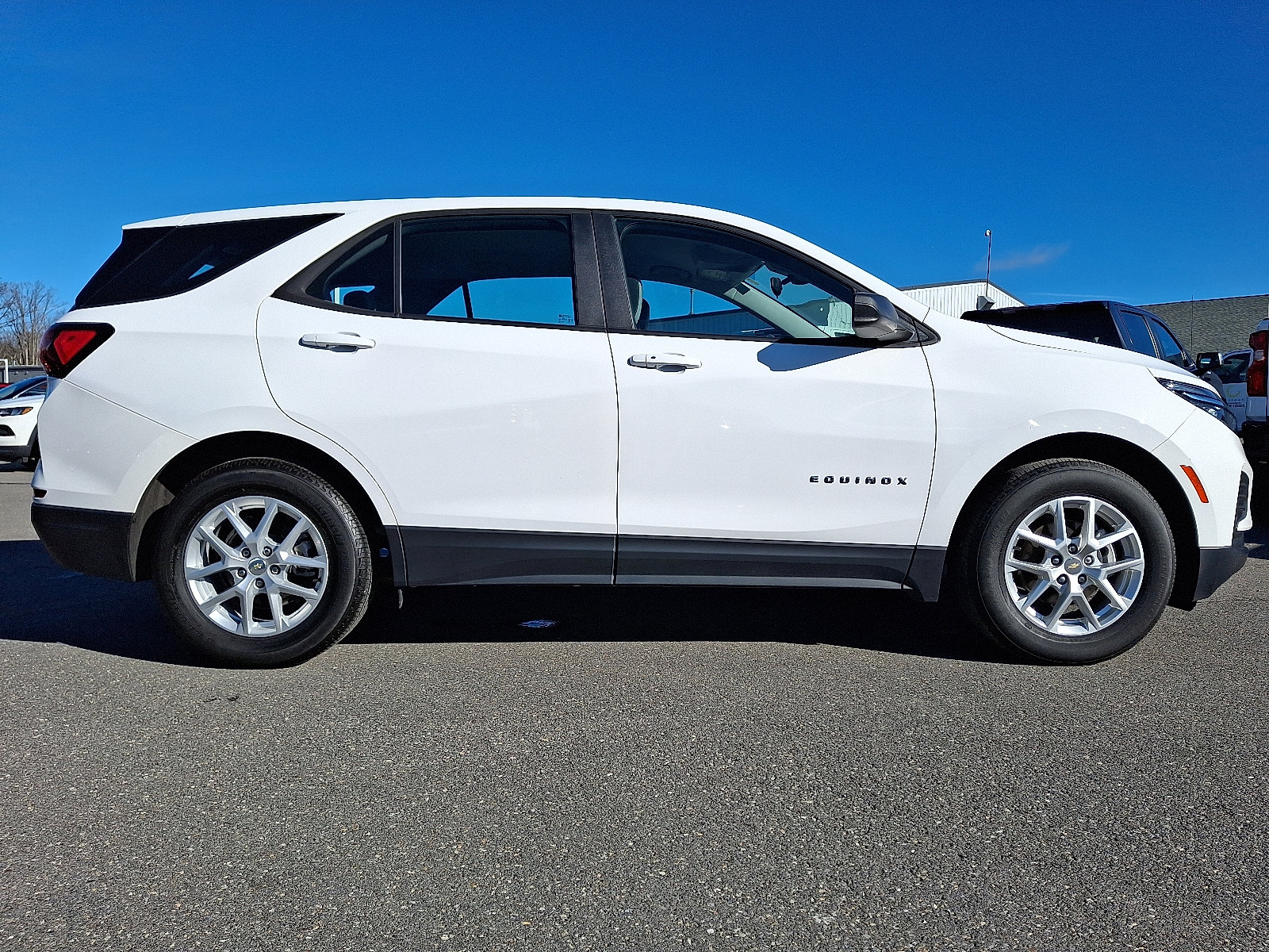 Certified 2024 Chevrolet Equinox LS image 7