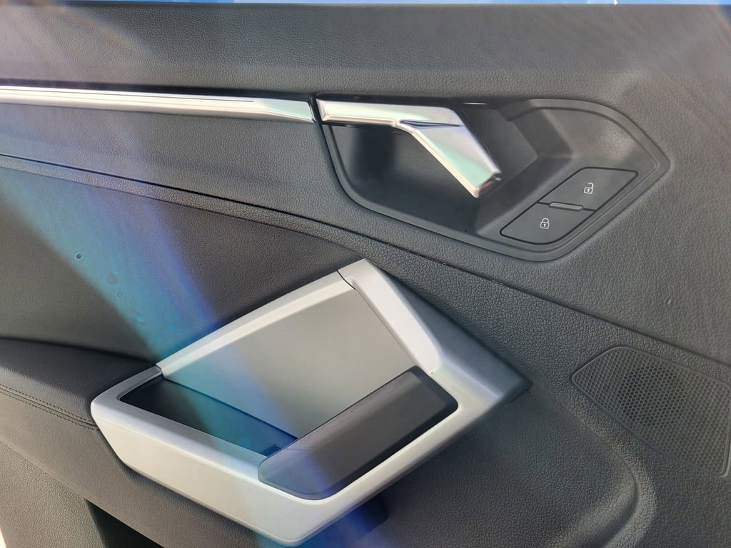 Certified 2023 Audi Q3 2.0T Premium Plus w/ Premium Plus Package image 10