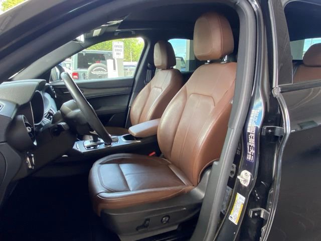 Used 2022 Alfa Romeo Stelvio Ti w/ Active Assist Plus Package image 15