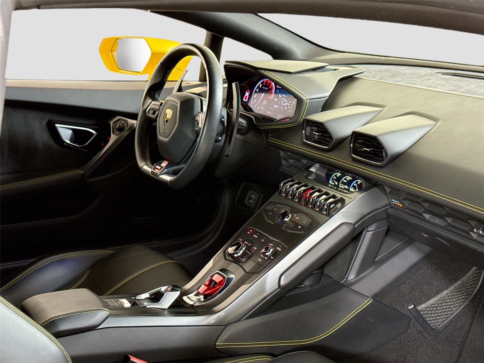 Used 2018 Lamborghini Huracan LP 580-2 image 28