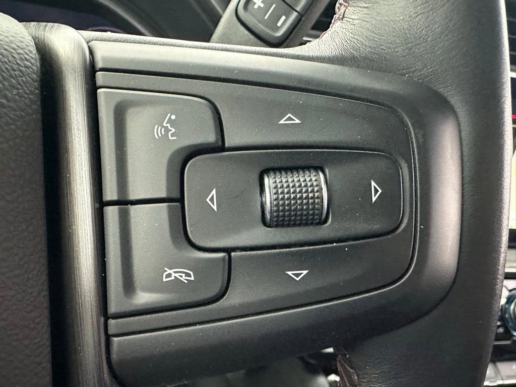 Used 2025 GMC Sierra 2500 AT4 w/ Technology Package image 37