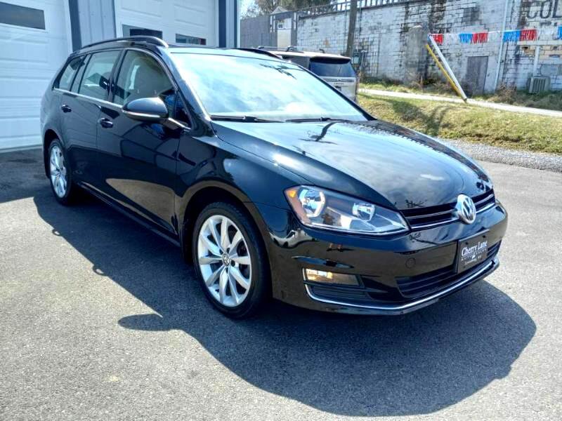 Used 2017 Volkswagen Golf SE image 2