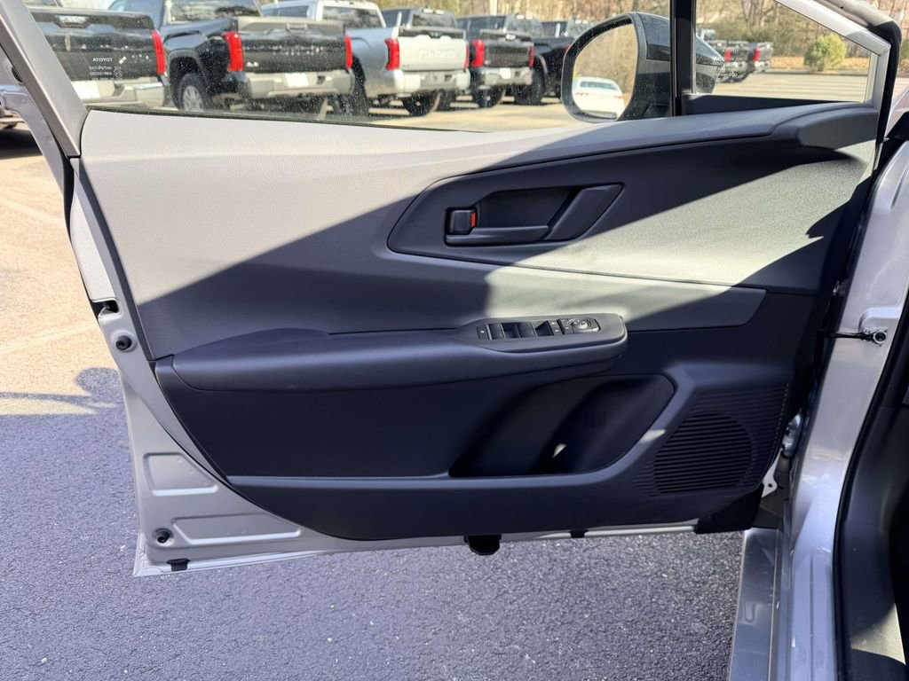 Used 2026 Toyota Prius LE image 15