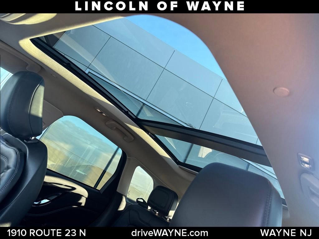 Certified 2023 Lincoln Corsair AWD w/ Equipment Group 101A image 14