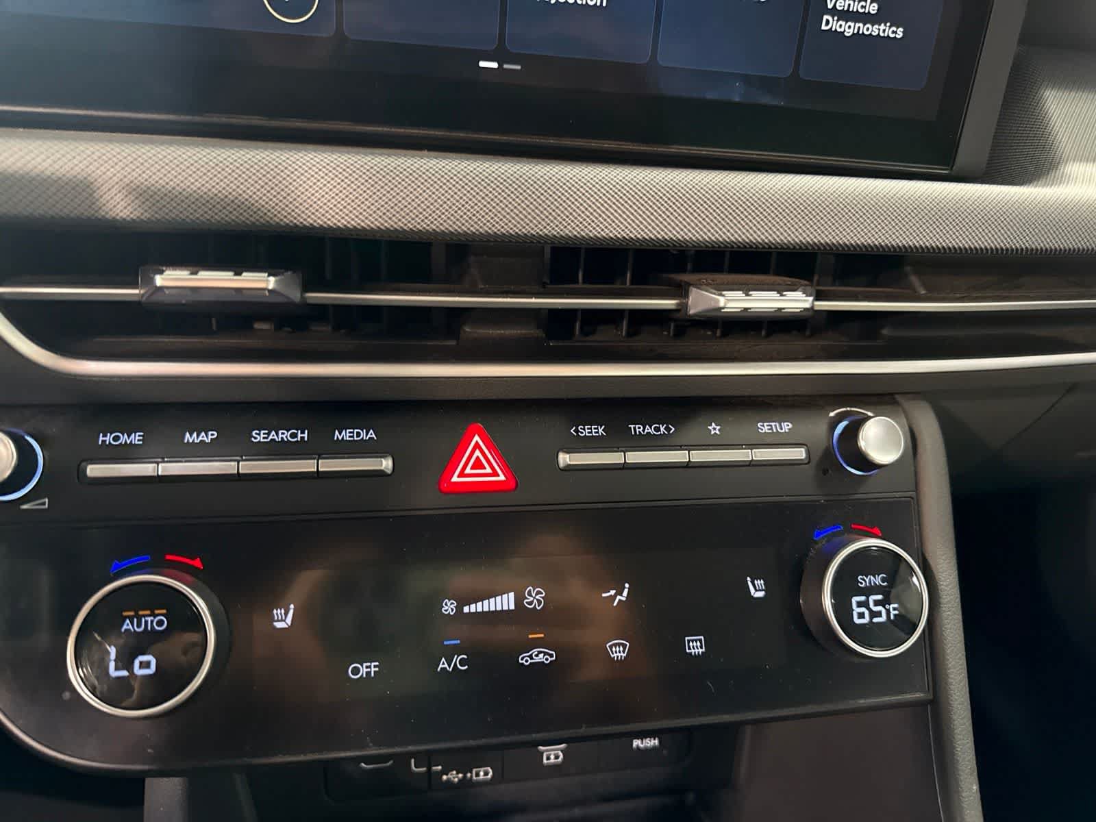 Used 2025 Hyundai Sonata SEL FWD image 27