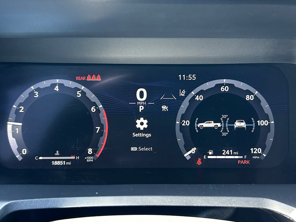 Used 2025 Toyota Tacoma TRD Sport AWD/4WD image 20
