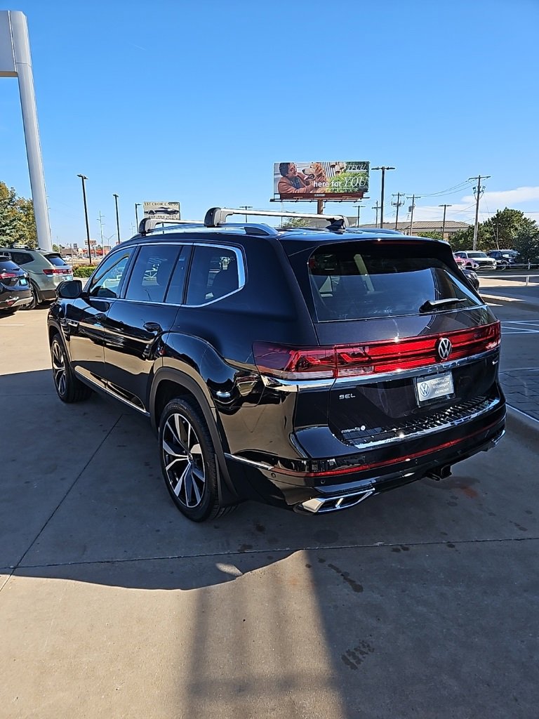 New 2026 Volkswagen Atlas SEL Premium R-Line image 7
