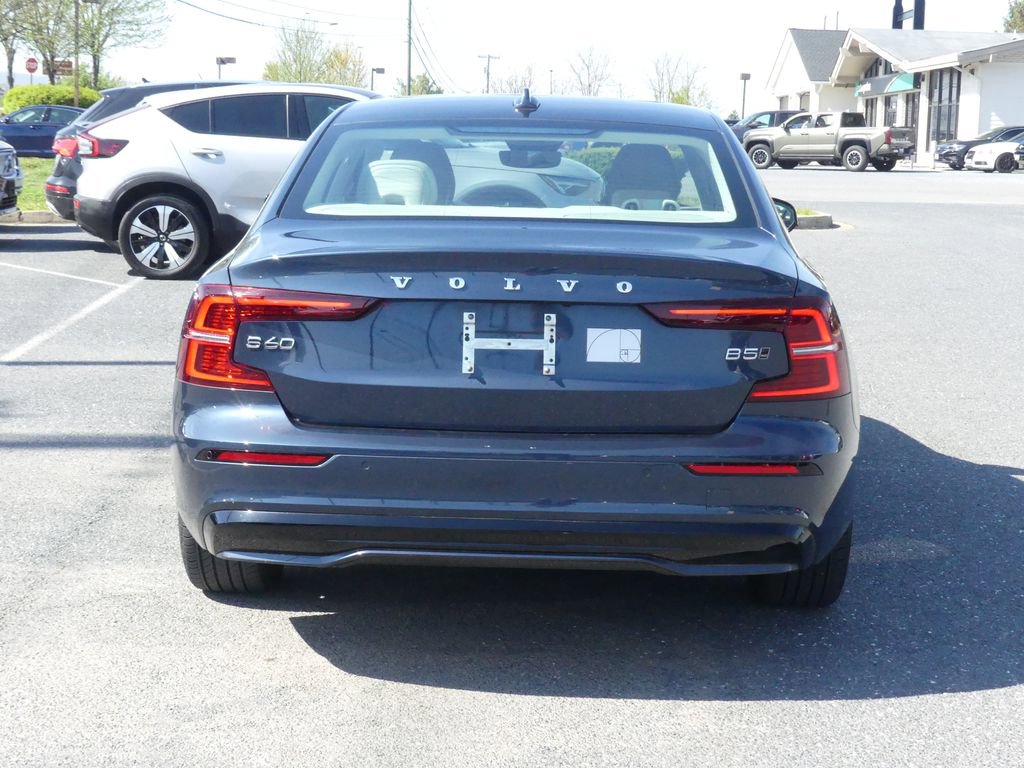 Used 2024 Volvo S60 B5 Plus w/ Climate Package image 15