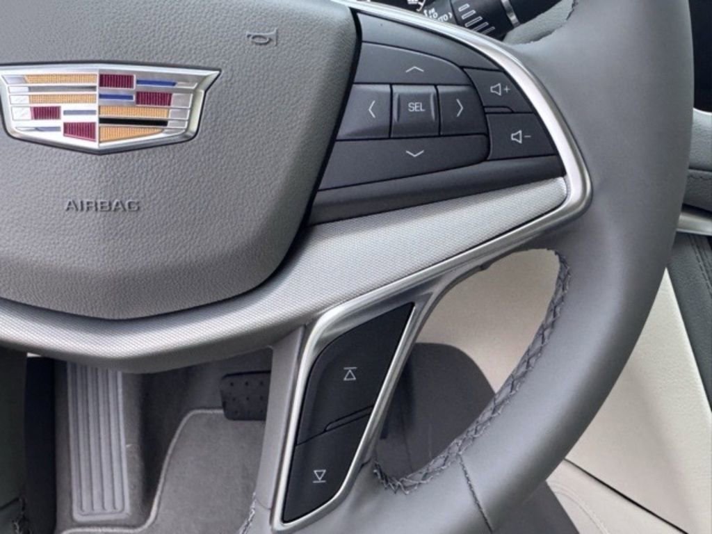 New 2026 Cadillac XT5 Premium Luxury w/ Driver Assist Package image 23