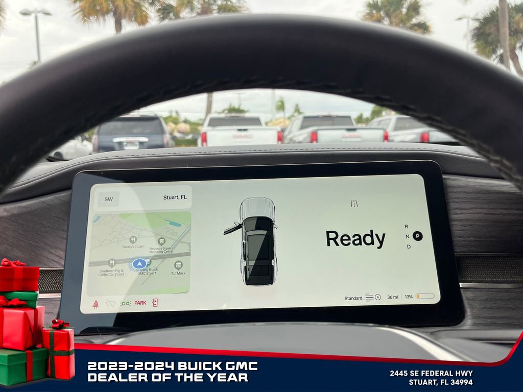 Used 2023 Rivian R1S Adventure image 27