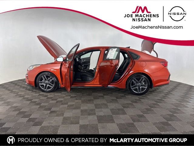 Used 2021 Kia Forte GT-Line w/ GT-Line Premium Package image 9