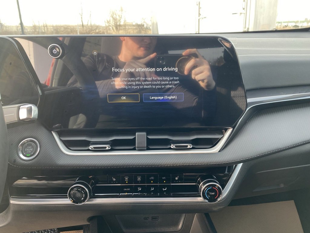 New 2026 Chevrolet Equinox LT w/ Midnight Edition image 15