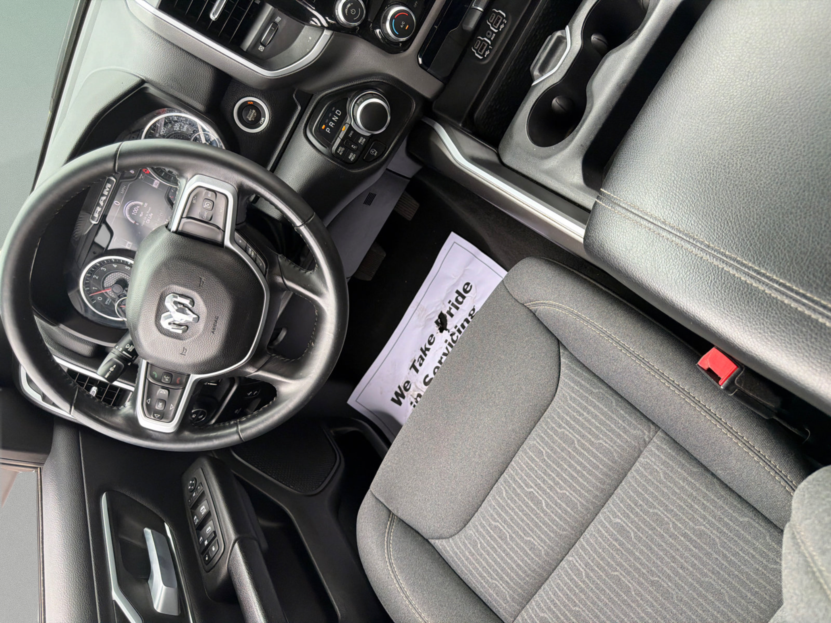 Used 2022 RAM 1500 Big Horn AWD/4WD image 15