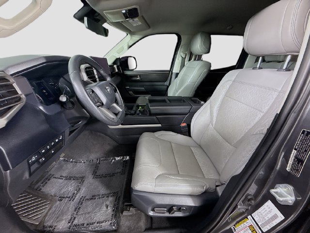 Used 2022 Toyota Tundra SR5 w/ Advanced Technology Package AWD/4WD image 20