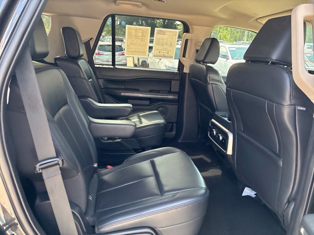 Used 2024 Ford Expedition XLT AWD/4WD image 50