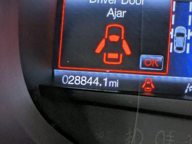 Used 2022 Ford Edge SEL w/ Convenience Package image 16