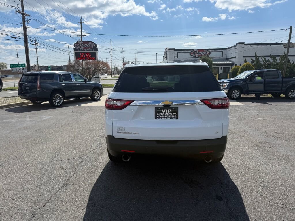 Used 2019 Chevrolet Traverse LT w/ LT Premium Package AWD/4WD image 6