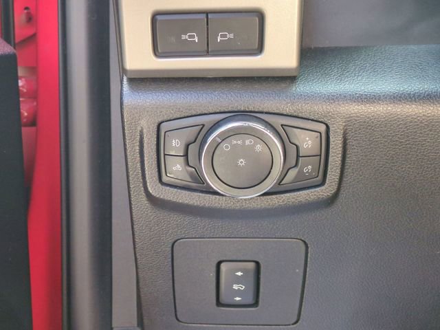 Used 2015 Ford F150 Lariat w/ Equipment Group 502A Luxury image 14