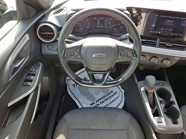 Used 2024 Chevrolet Trax RS w/ Driver Confidence Package FWD image 12