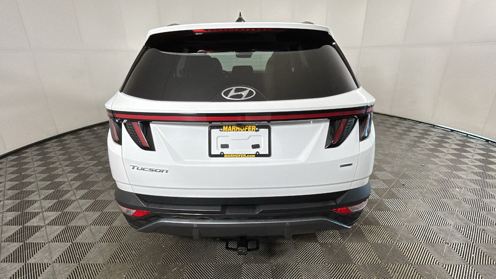 Certified 2024 Hyundai Tucson Limited AWD/4WD image 4