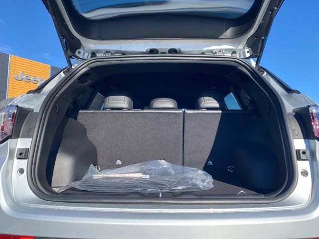 New 2026 Jeep Compass Altitude image 10