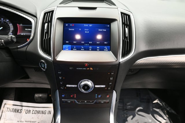 Used 2020 Ford Edge Titanium w/ Equipment Group 301A AWD/4WD image 21